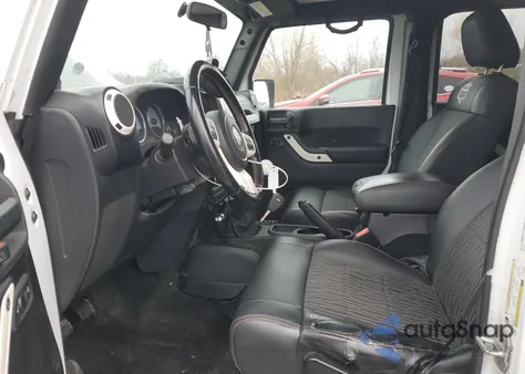 2012 Jeep Wrangler Unlimited Sahara z USA, uszkodzony, nr VIN 1C4BJWEG6CL146906